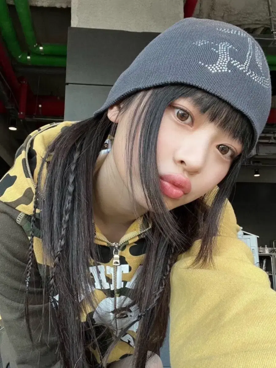 thumbnail-0